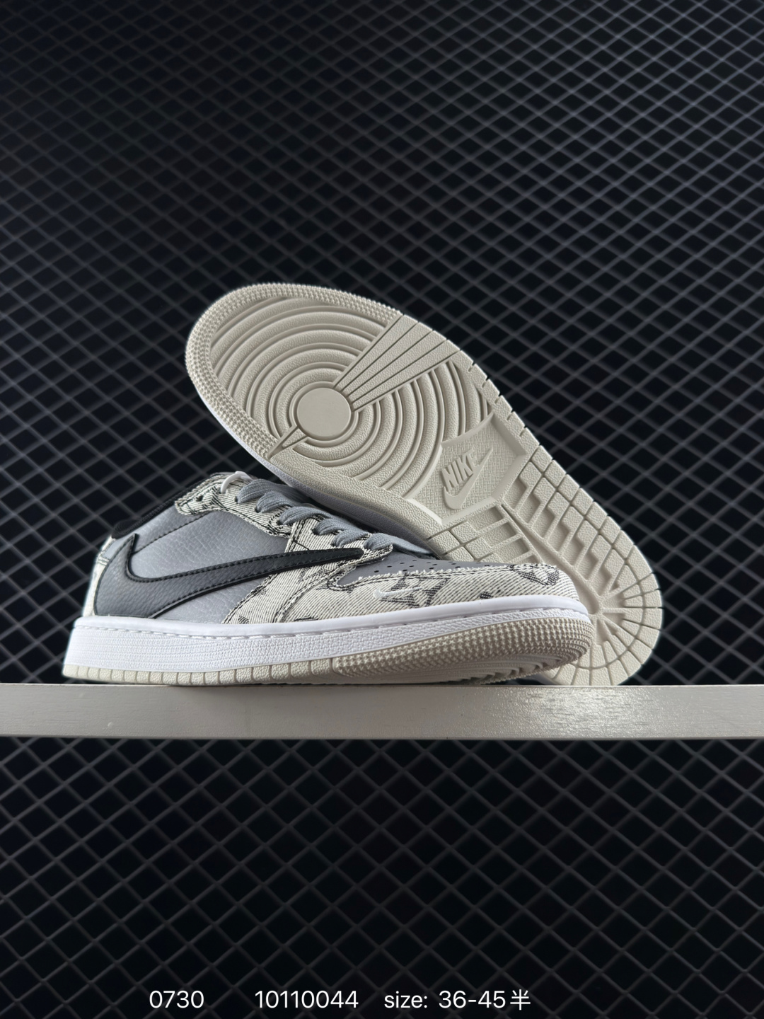 Travis Scott x Air Jordan 1 ” Reverse Mocha “